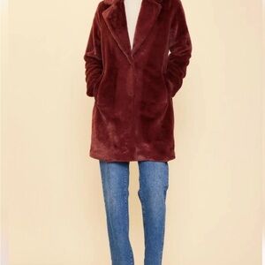 Skies Are Blue Maroon/Raisin Teddy Coat Size Small
